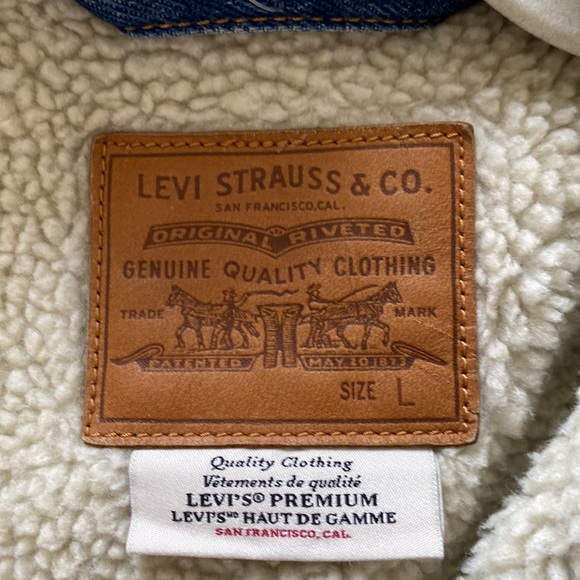 NWT Levi’s Original Trucker Jacket - Picture 4 of 5